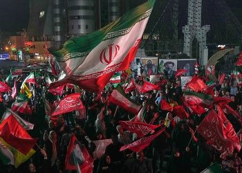 Conflictul SUA-Iran se intensifică: Noi atacuri în Strâmtoarea Ormuz