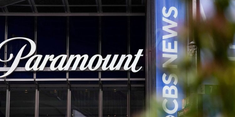 Paramount amână preluarea gigantului Warner Bros. Discovery din cauza proceselor