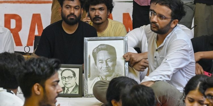 Protestele din India se extind după spitalizarea forțată a lui Sonam Wangchuk