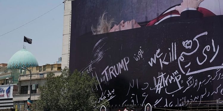 SUA intensifică atacurile în Iran: Infrastructura critică este grav afectată