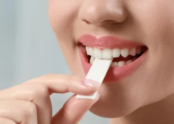 Terapii inovatoare elimină selectiv microbii bucali periculoși și virusul HPV