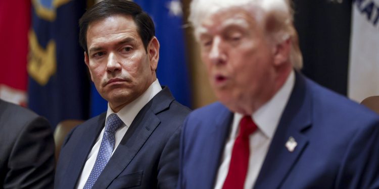 Trump declară Strâmtoarea Ormuz deschisă și respinge negocierile cu Iranul