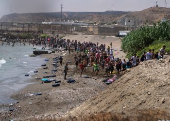 Valul de migranți din Ceuta provoacă blocaje diplomatice în Europa