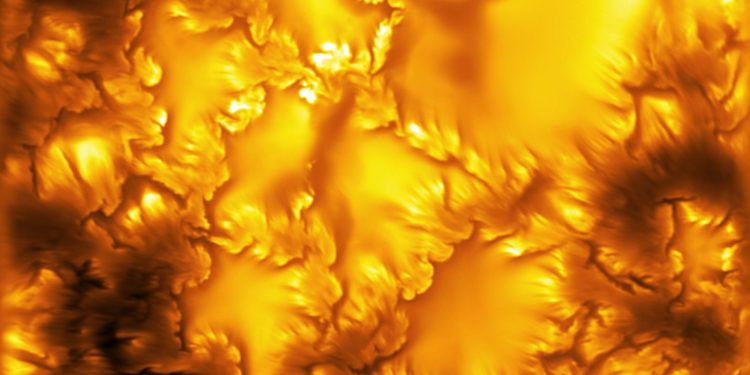 Vârtejuri microscopice descoperite pe Soare ar putea rezolva un mister